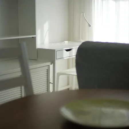 Quiet In Fenals With Balcony, Pool And Workspace For Medium-term * 료렛 드 마르