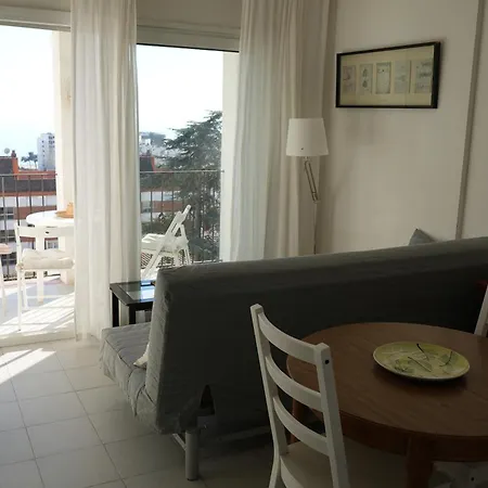 Quiet In Fenals With Balcony, Pool And Workspace For Medium-term * 滨海略雷特