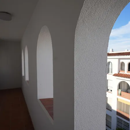 Apartamento Quiet In Fenals With Balcony, Pool And Workspace For Medium-term