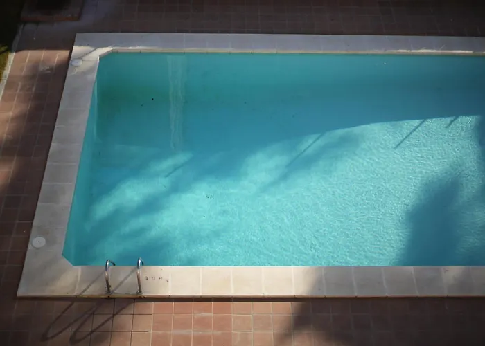 Quiet In Fenals With Balcony, Pool And Workspace For Medium-term *