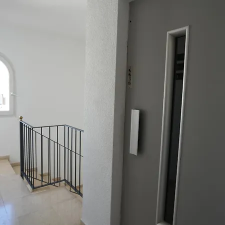 Quiet In Fenals With Balcony, Pool And Workspace For Medium-term *