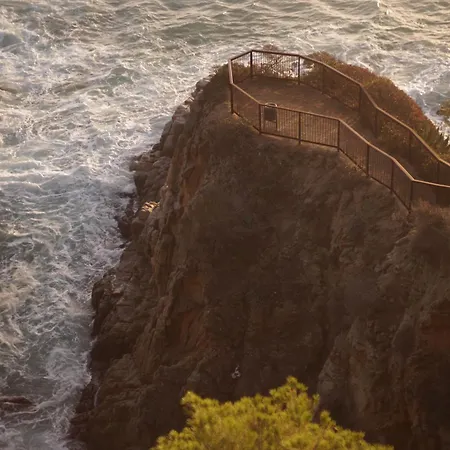 Quiet In Fenals With Balcony, Pool And Workspace For Medium-term