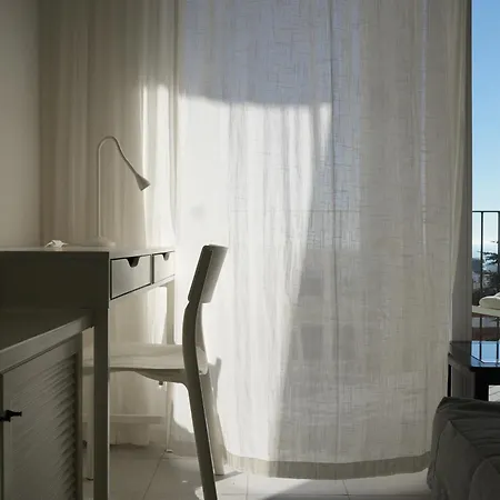 Quiet In Fenals With Balcony, Pool And Workspace For Medium-term Apartamento